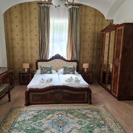 My-Lord Luxapartman Eger Zewnętrze zdjęcie