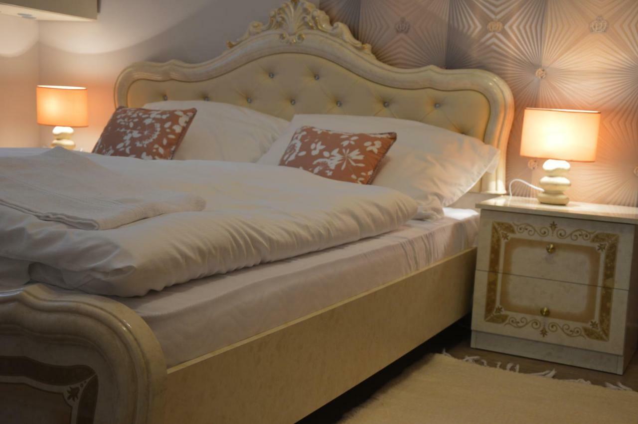 My-Lord Luxapartman Eger Zewnętrze zdjęcie