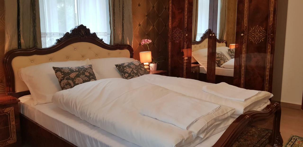 My-Lord Luxapartman Eger Zewnętrze zdjęcie