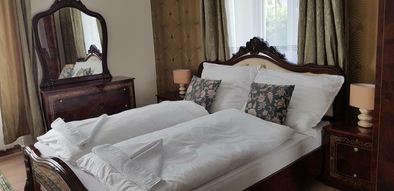 My-Lord Luxapartman Eger Zewnętrze zdjęcie