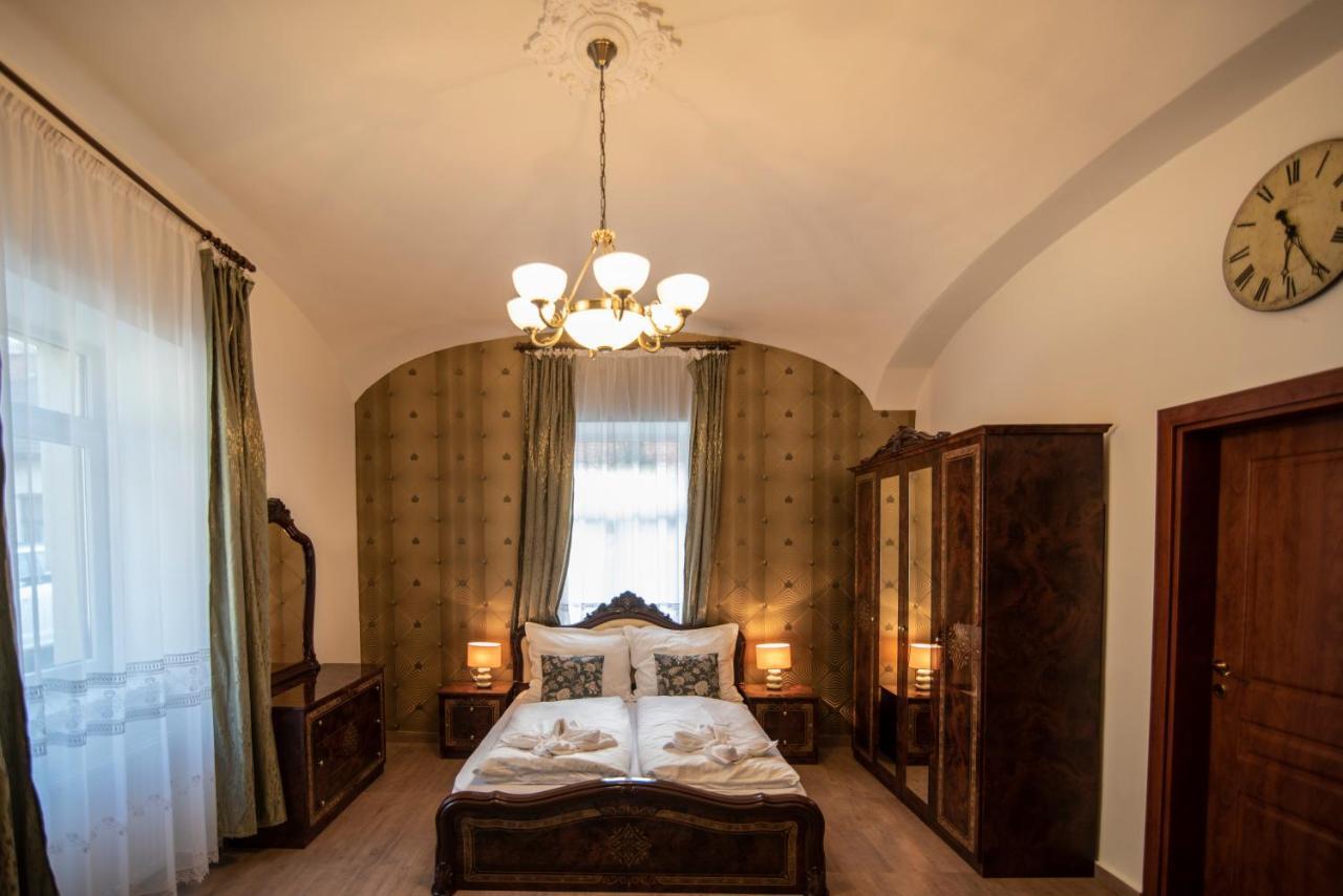 My-Lord Luxapartman Eger Zewnętrze zdjęcie